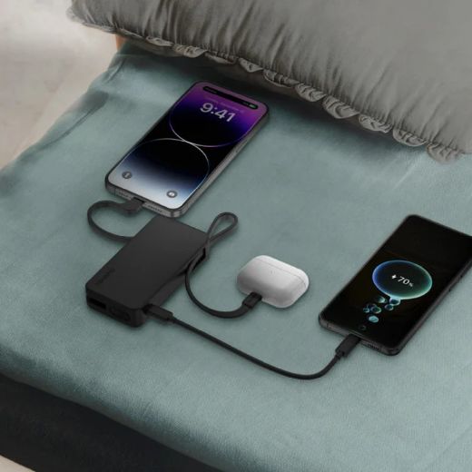 Picture of Momax 1-Power Vital Power Bank 10000mAh With Built In USB-C & Lightning Cable - White
