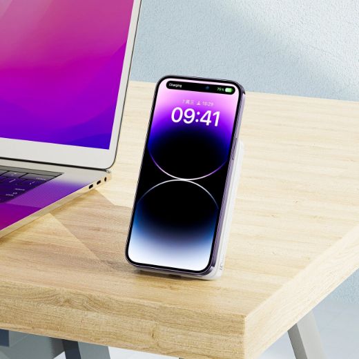 Picture of AceFast M6-10000 PD 20W Magnetic Wireless Charging Power Bank - White