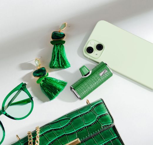 Picture of iWalk 4500mAh Power Bank Built-in-Type-C Leather - Green